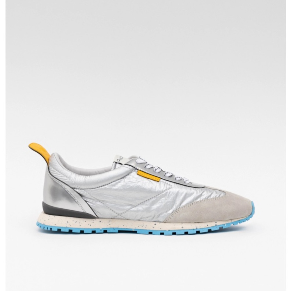 Oncept Tokyo Sneakers in Silver Flash size 7.5